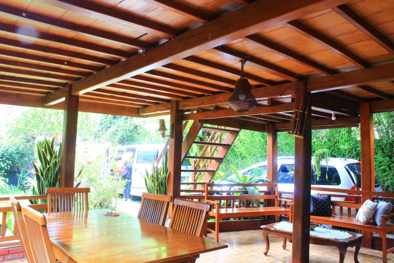 Oemah Kajoe Lembang Villa Ngoại thất bức ảnh