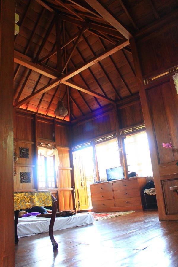 Oemah Kajoe Lembang Villa Ngoại thất bức ảnh