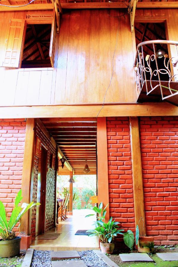 Oemah Kajoe Lembang Villa Ngoại thất bức ảnh